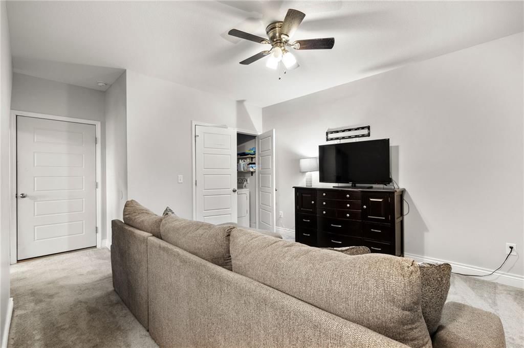 411 E McPherson Street — photo 29
