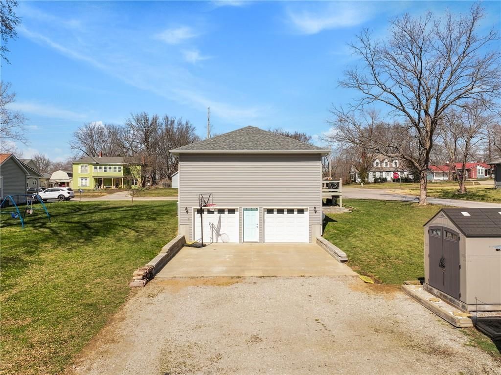 411 E McPherson Street — photo 42