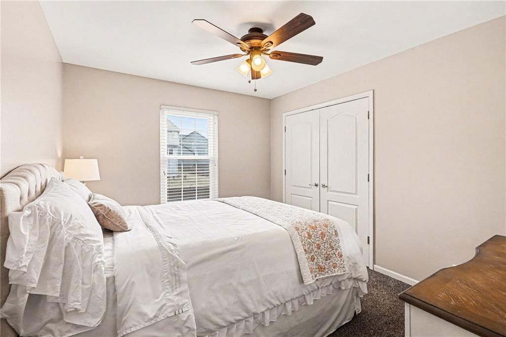 5815 Lakecrest Drive — photo 11