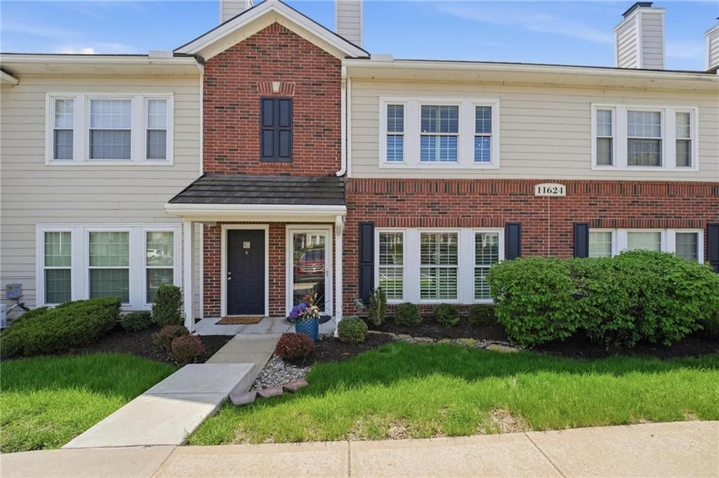 11624 TOMAHAWK CREEK Parkway — photo 4