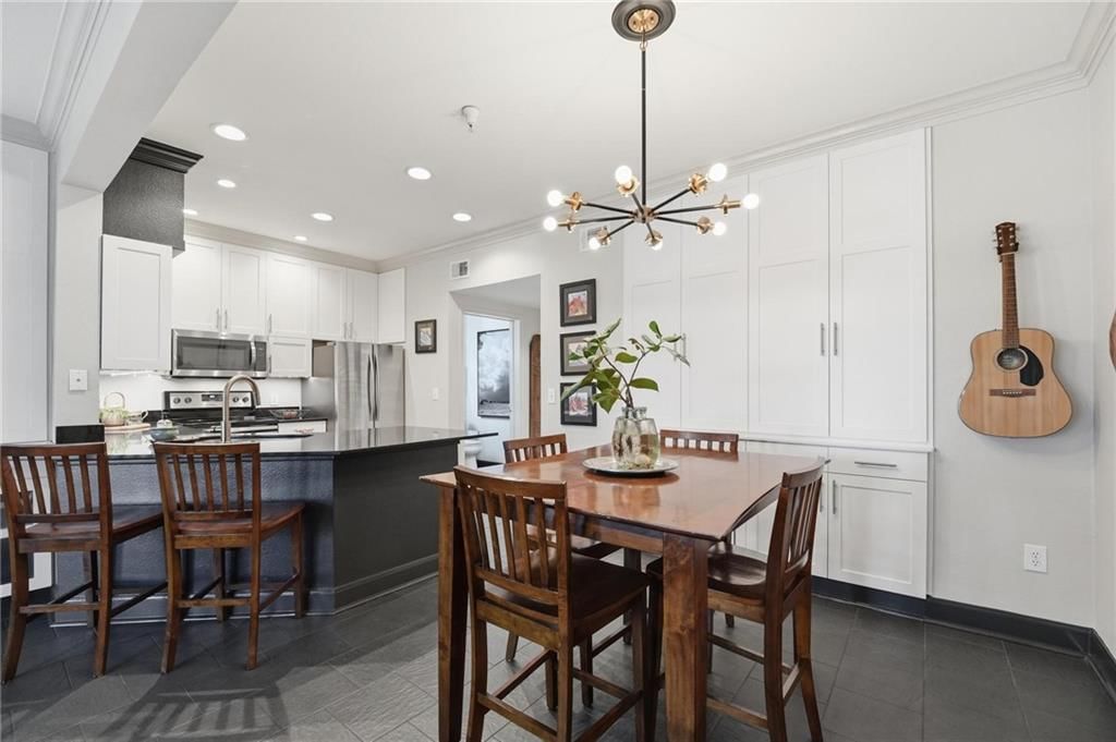 11624 TOMAHAWK CREEK Parkway — photo 19