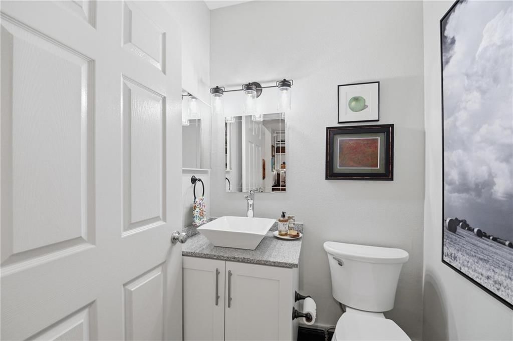 11624 TOMAHAWK CREEK Parkway — photo 39