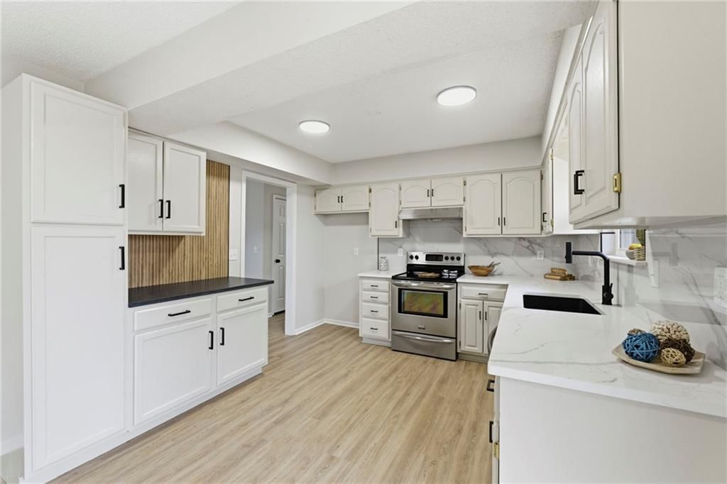 8801 NE Afton Road — photo 10
