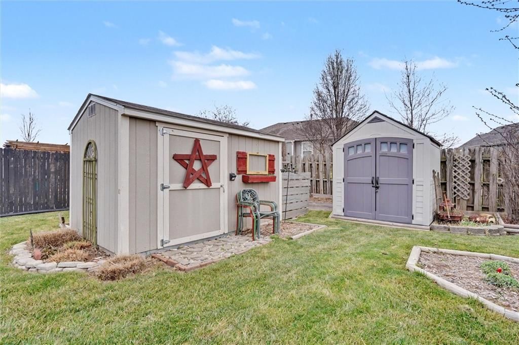 1008 Kathys Court — photo 23