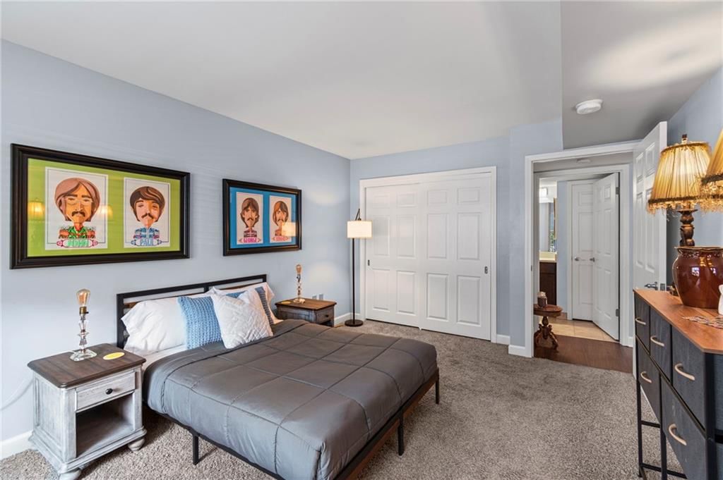 925 Washington Street — photo 16