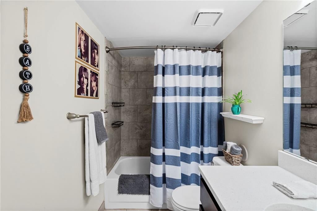 925 Washington Street — photo 19