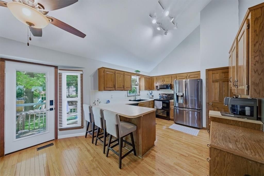 15109 W 122nd Terrace — photo 5