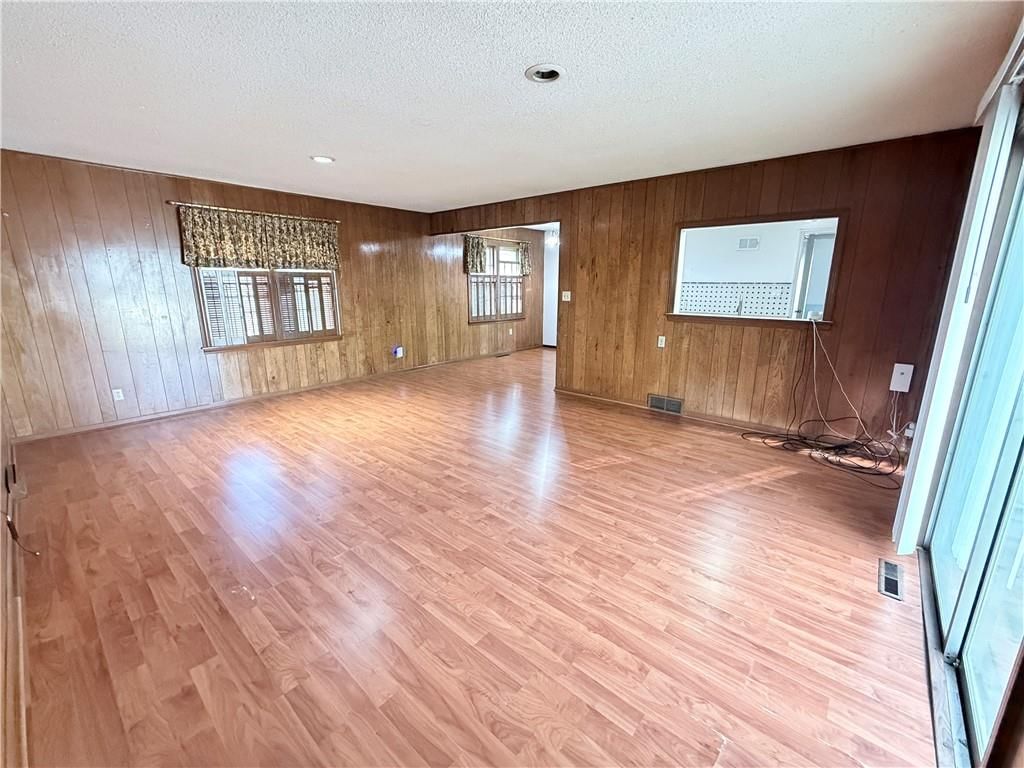 4942 N College Avenue — photo 11