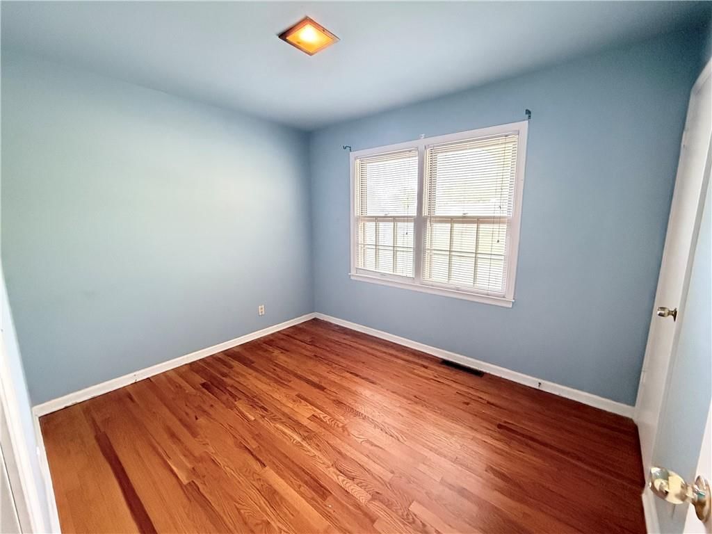 4942 N College Avenue — photo 13