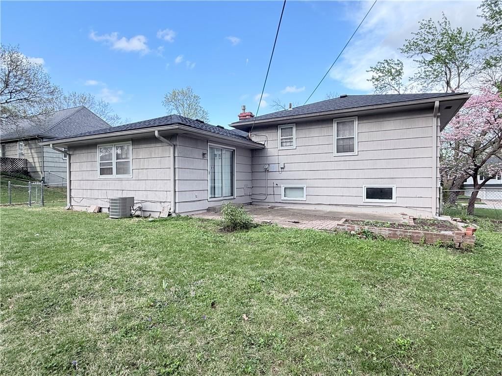 4942 N College Avenue — photo 32