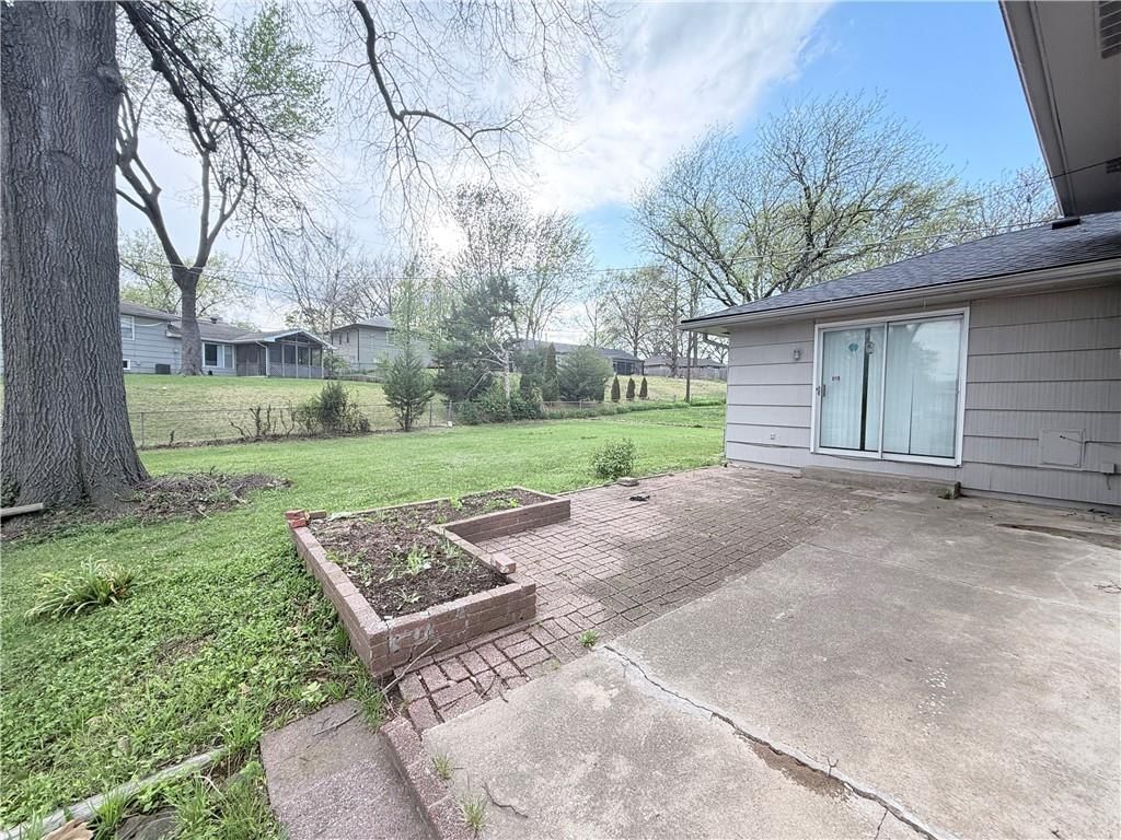 4942 N College Avenue — photo 33