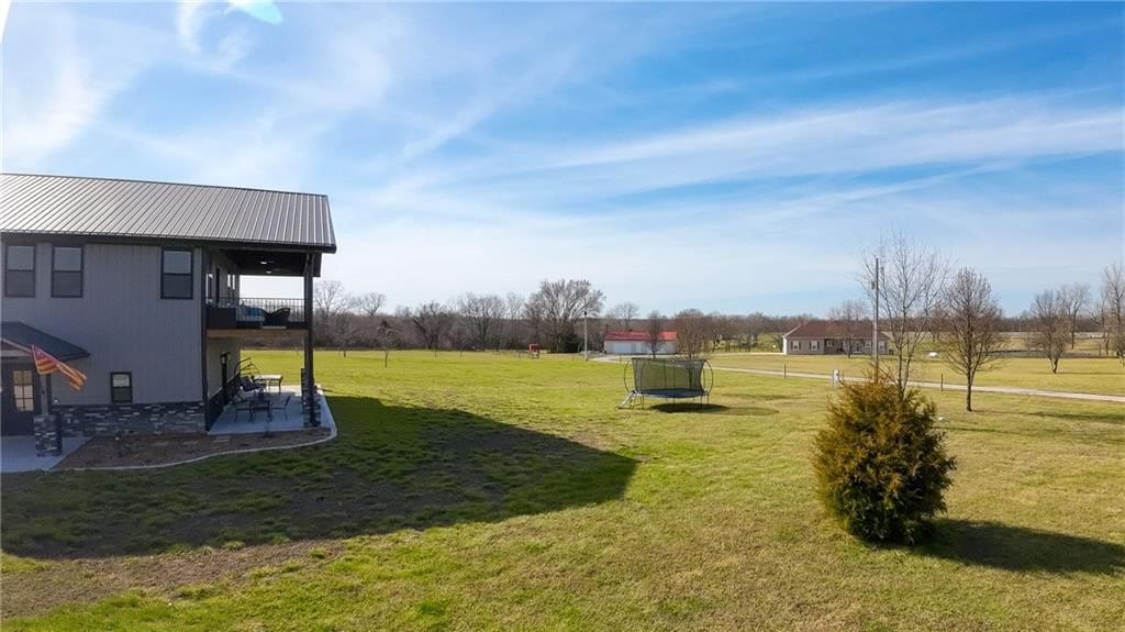 532 NW Aa Highway — photo 45