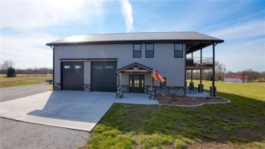 532 NW Aa Highway — photo 47