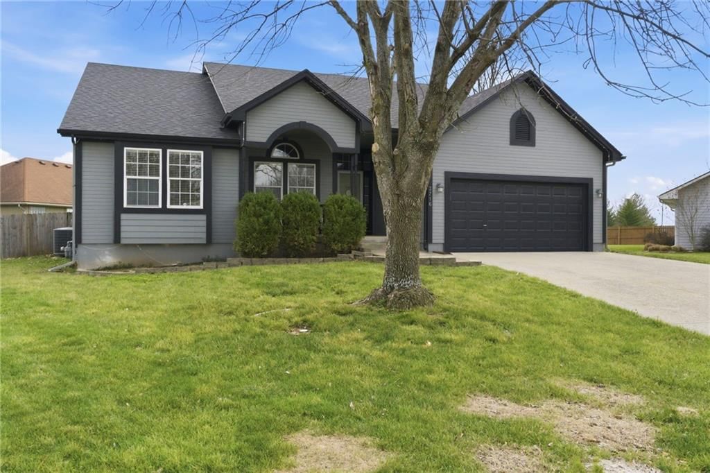 3716 NW Anchor Court — photo 2