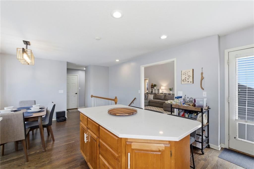 3716 NW Anchor Court — photo 7