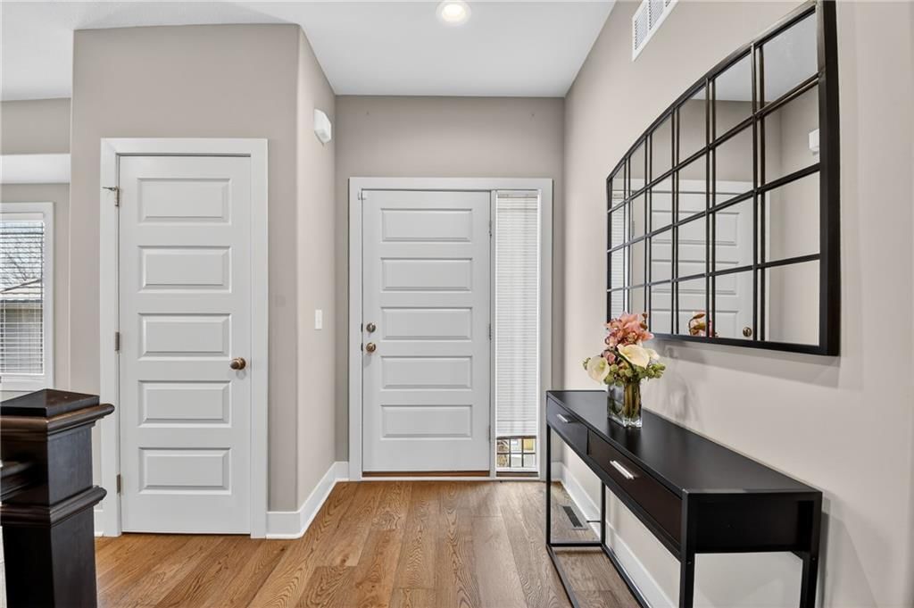 821 NE Lone Hill Drive — photo 5