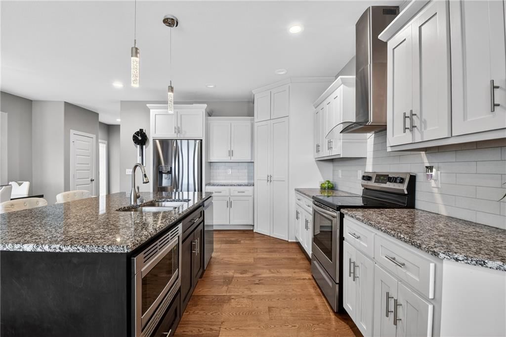 821 NE Lone Hill Drive — photo 13
