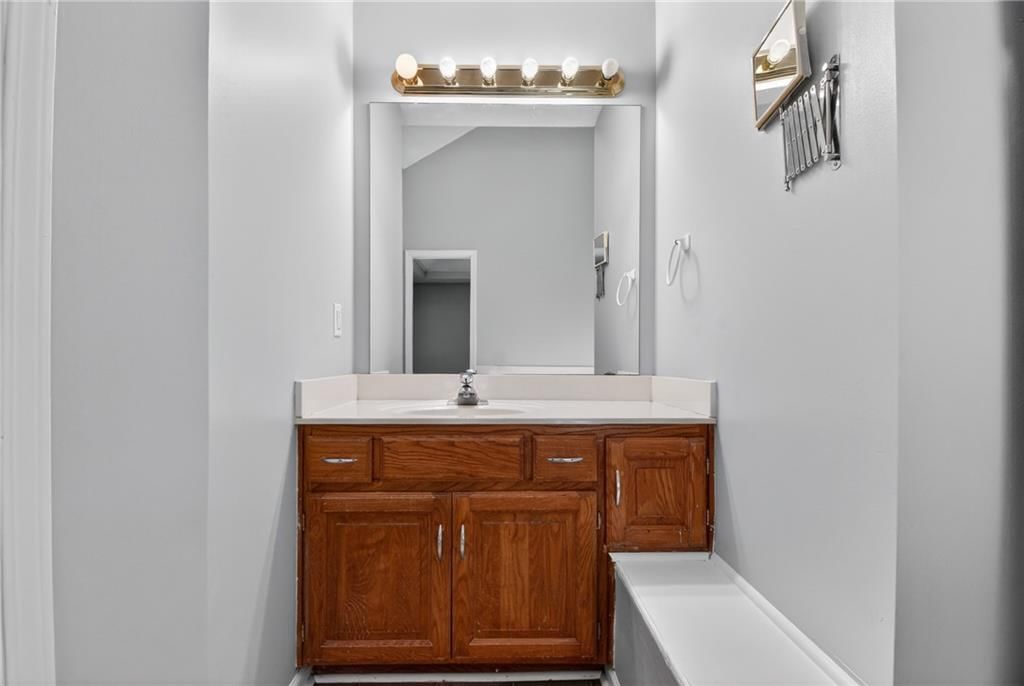 605 Oak Drive — photo 15