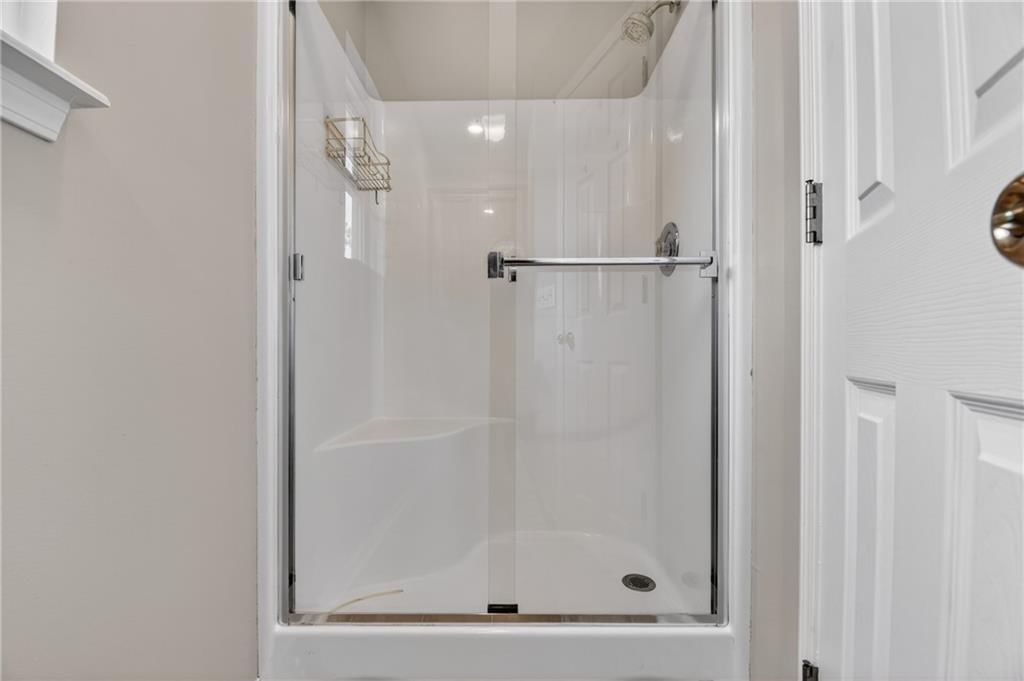 605 Oak Drive — photo 17