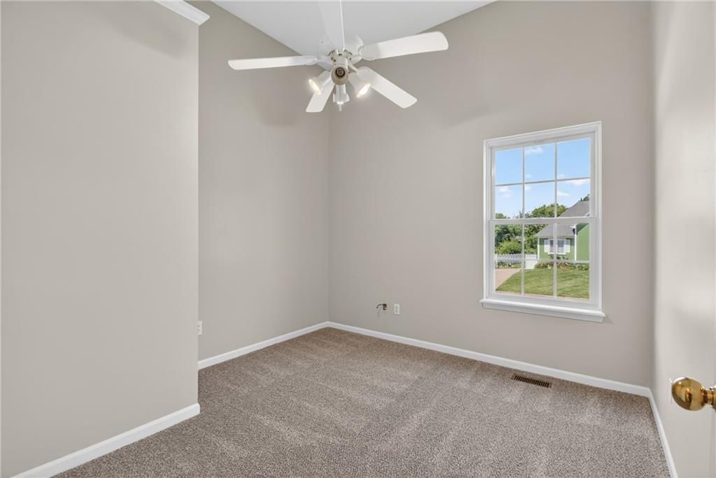 605 Oak Drive — photo 18