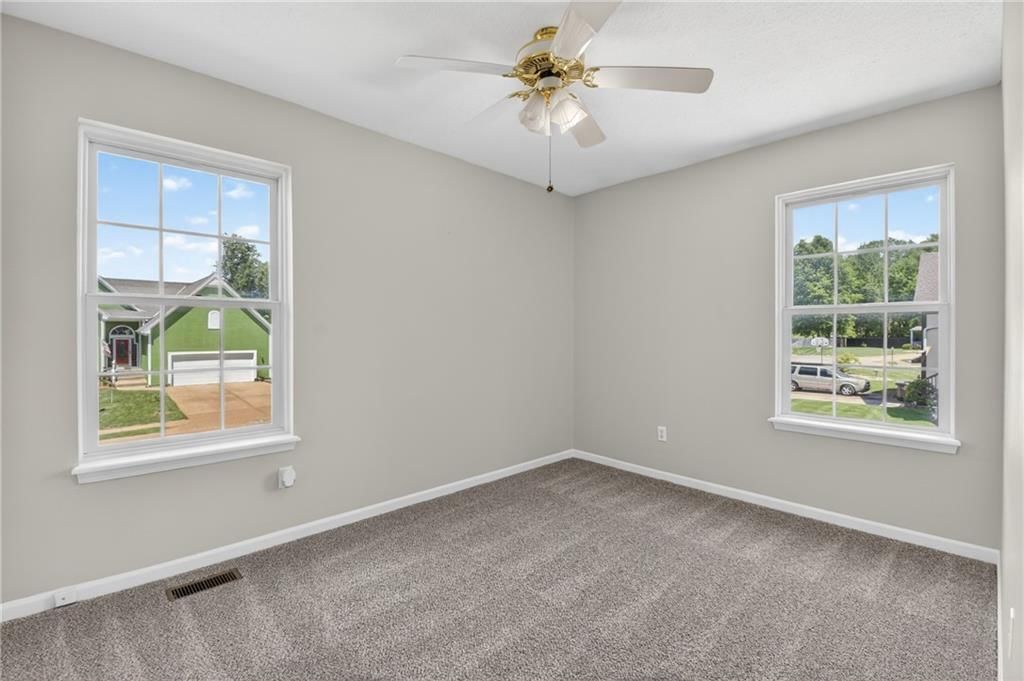 605 Oak Drive — photo 22