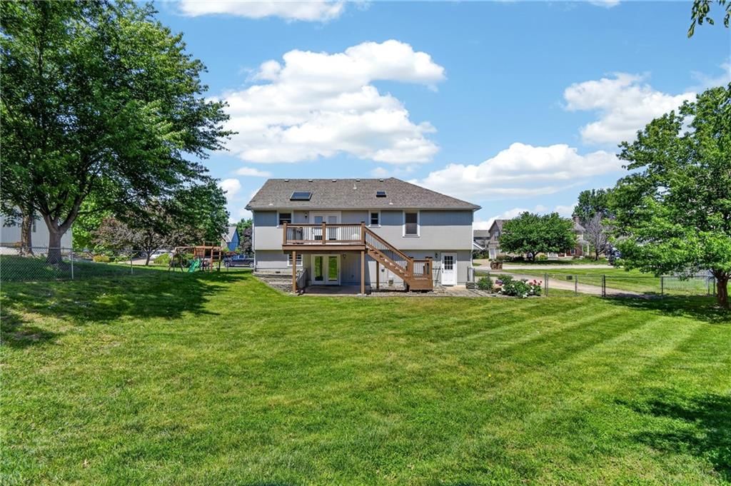 605 Oak Drive — photo 30