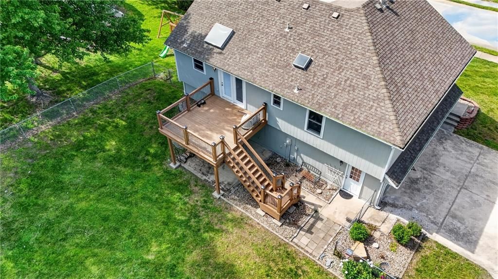 605 Oak Drive — photo 34