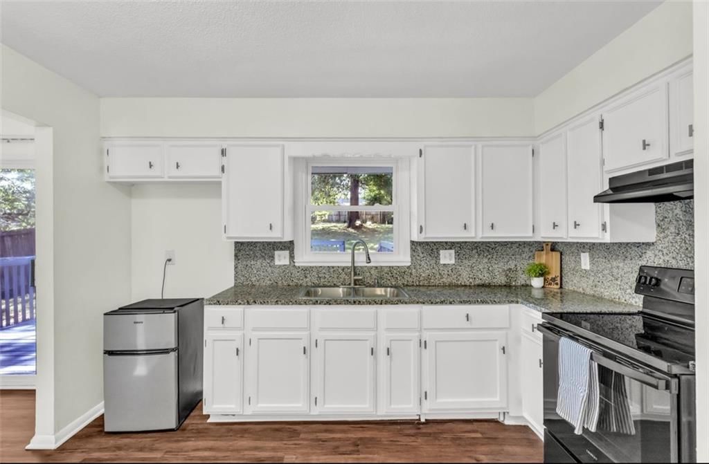 7413 Loma Vista Drive — photo 11
