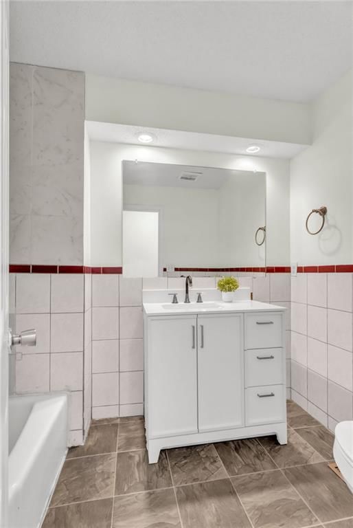 7413 Loma Vista Drive — photo 12