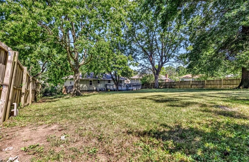 7413 Loma Vista Drive — photo 23