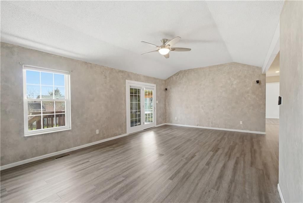 5403 Hazen Avenue — photo 5