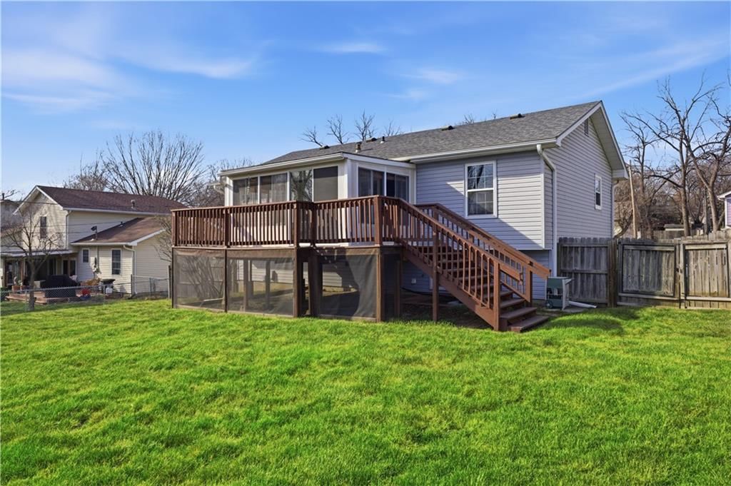 5403 Hazen Avenue — photo 29