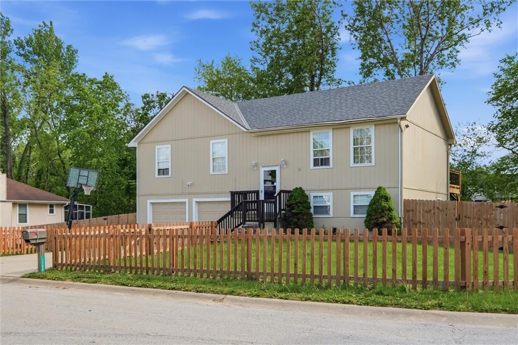 8953 Ann Avenue — photo 3