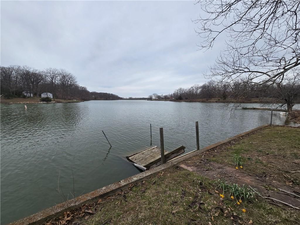 1334 Lakeview N Drive — photo 7