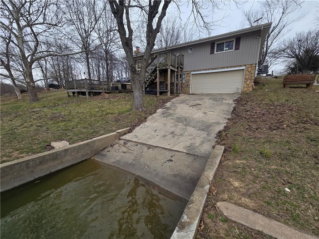 1334 Lakeview N Drive — photo 9
