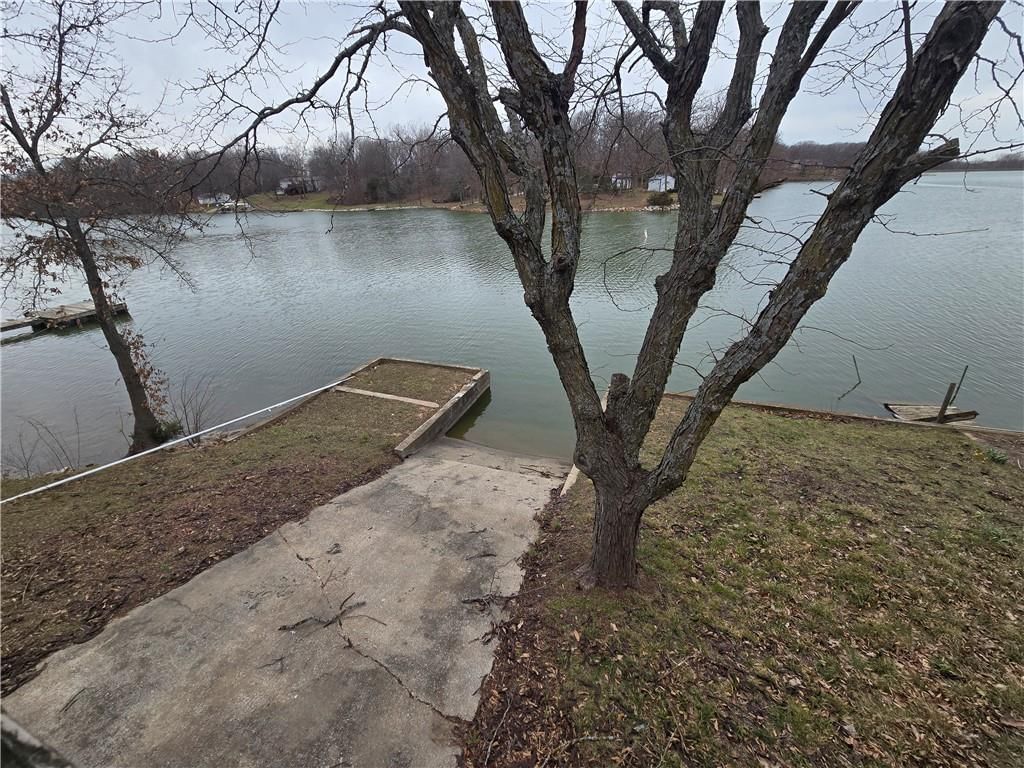 1334 Lakeview N Drive — photo 10