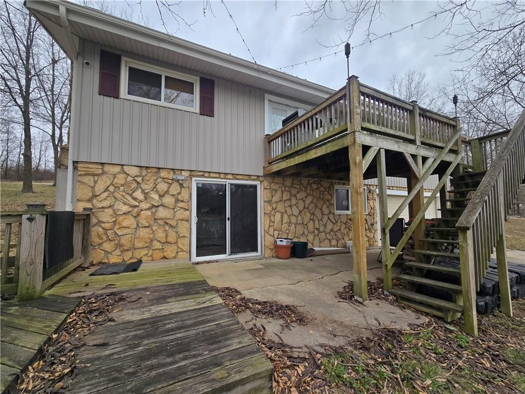 1334 Lakeview N Drive — photo 15