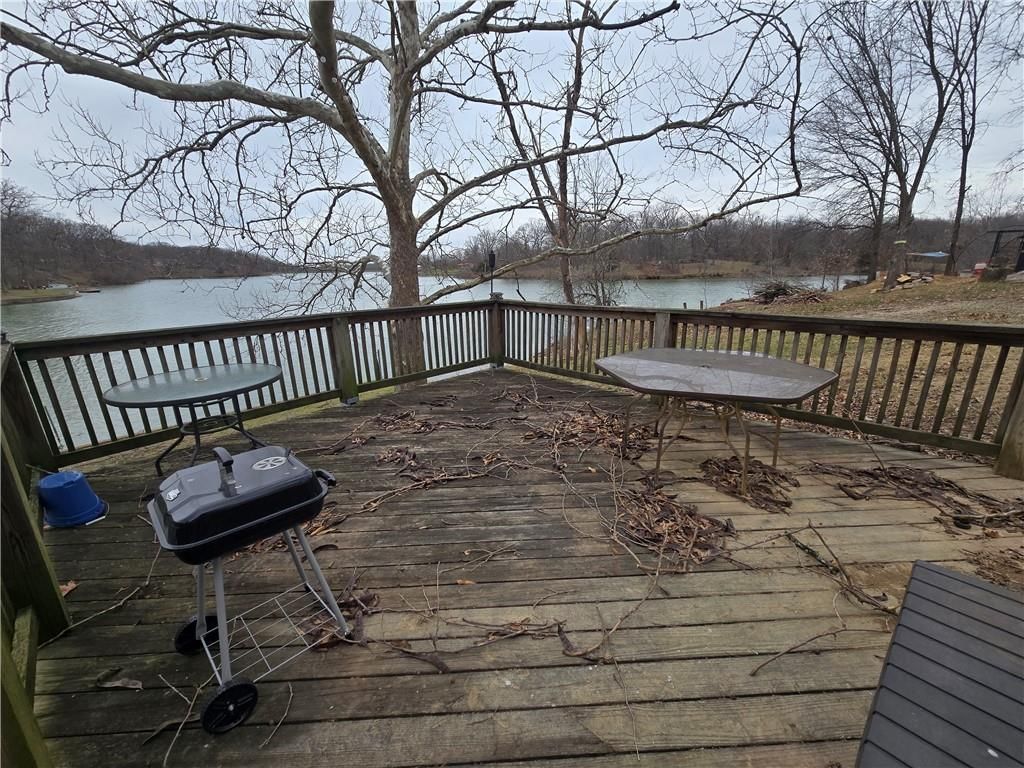 1334 Lakeview N Drive — photo 18