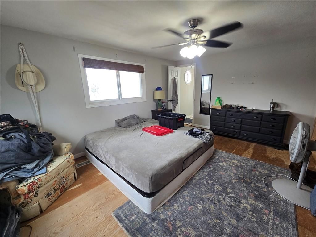 1334 Lakeview N Drive — photo 21