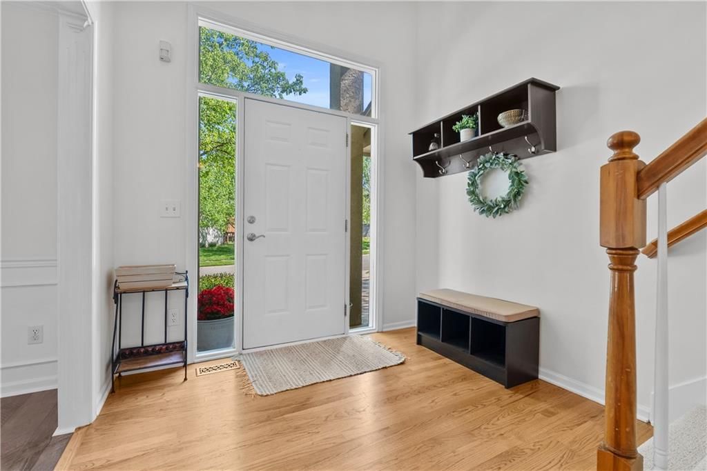 705 Hawthorne Drive — photo 5