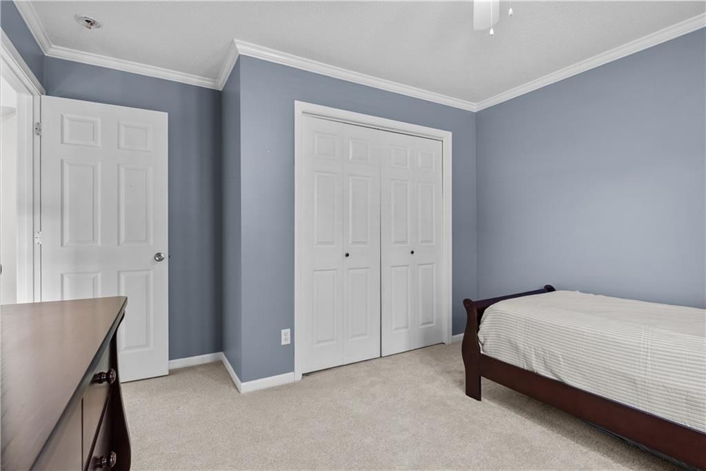 705 Hawthorne Drive — photo 31