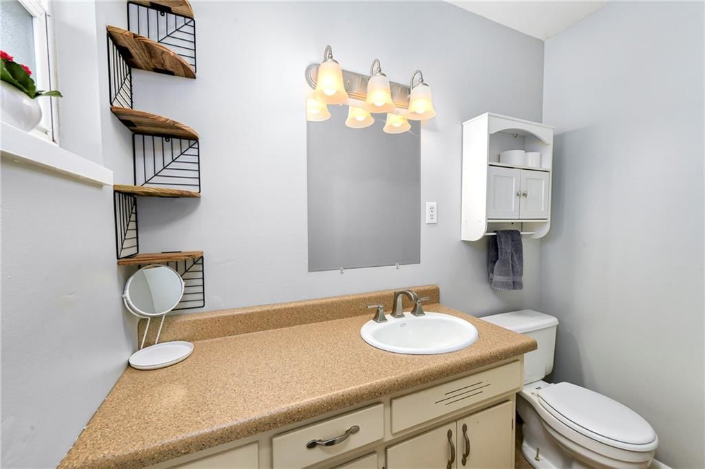 6411 Harvard Avenue — photo 19