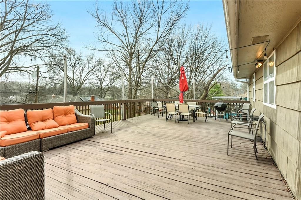 6411 Harvard Avenue — photo 24