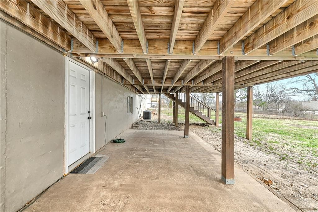 6411 Harvard Avenue — photo 29