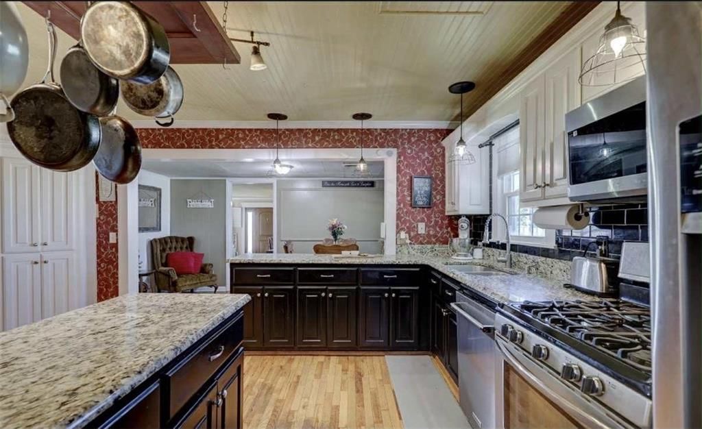3617 SW Center Road — photo 16