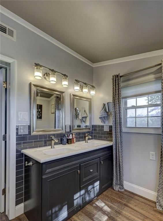 3617 SW Center Road — photo 32