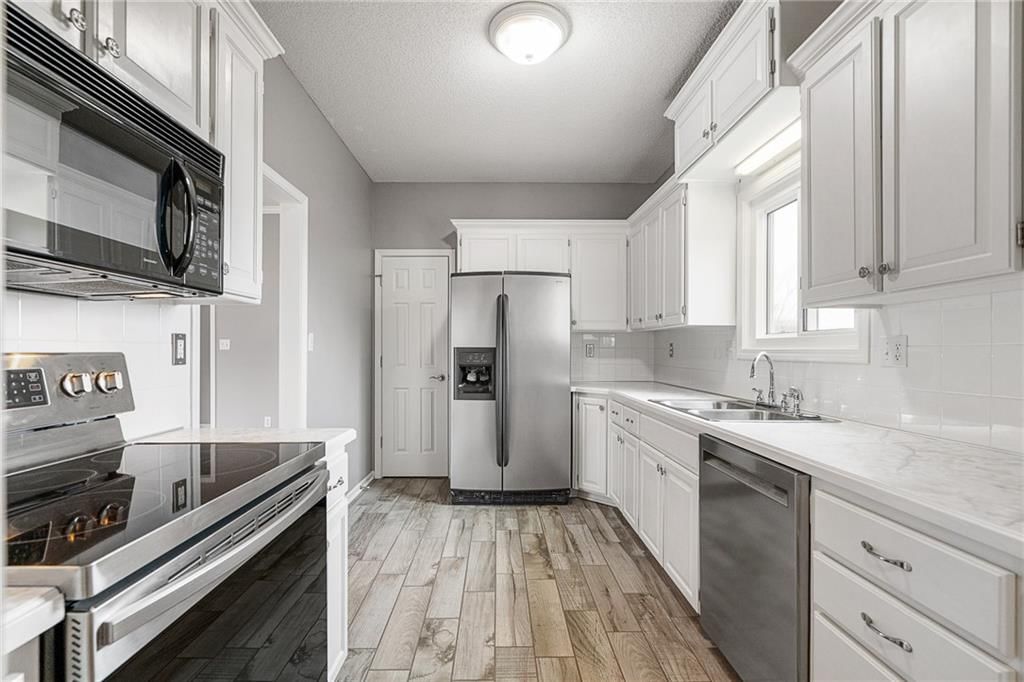 5217 S Powell Avenue — photo 17