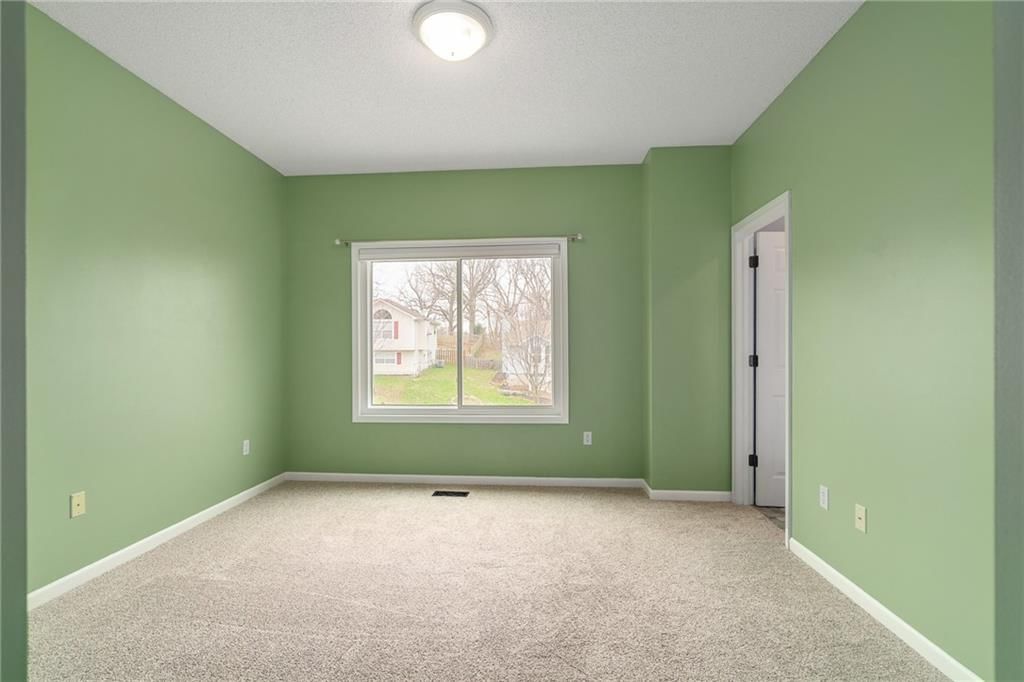 5217 S Powell Avenue — photo 22