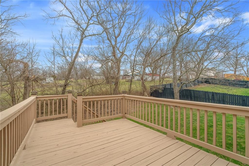 5217 S Powell Avenue — photo 31