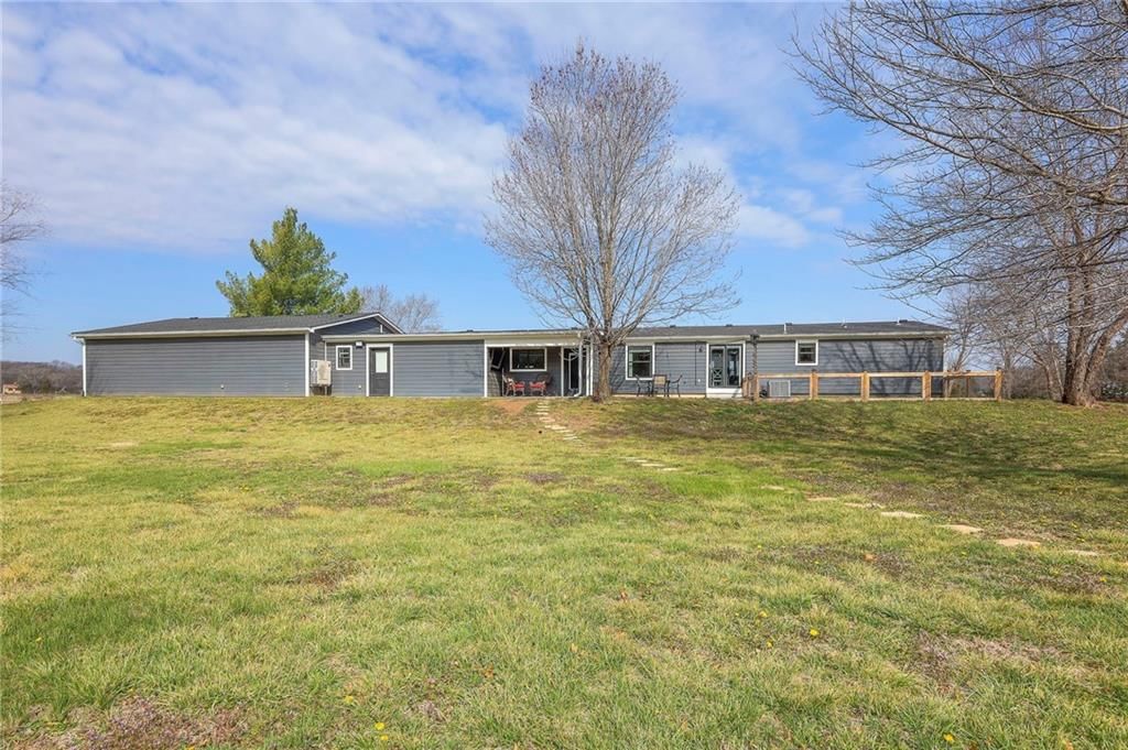 811 N 900th Road — photo 34